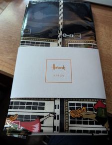 Brand new Harrods items All for 30 euro Apron Mug Pens