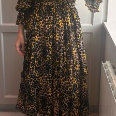 Diane Von Furstenberg midi dress, brand new with tags.