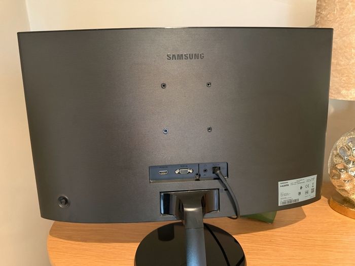 Samsung 24" curved monitor