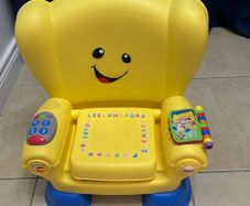 Fisher Price laugh & learn chair