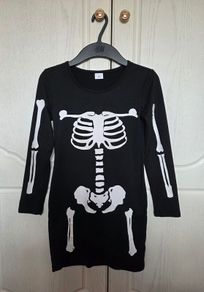 Girl's Halloween dress ( size 8yrs )