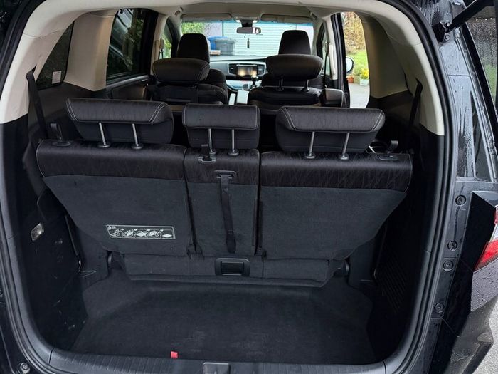 2016 Honda Odyssey Absolute Hybrid 7 seater