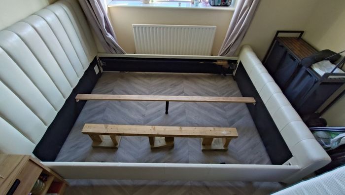 King sized bedframe