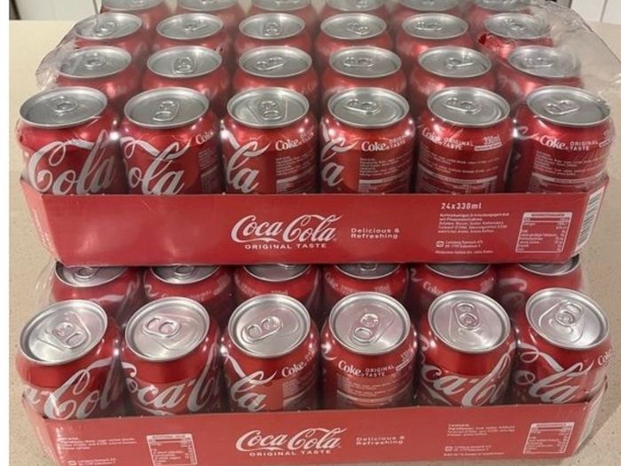 Coca Cola Vending Machine