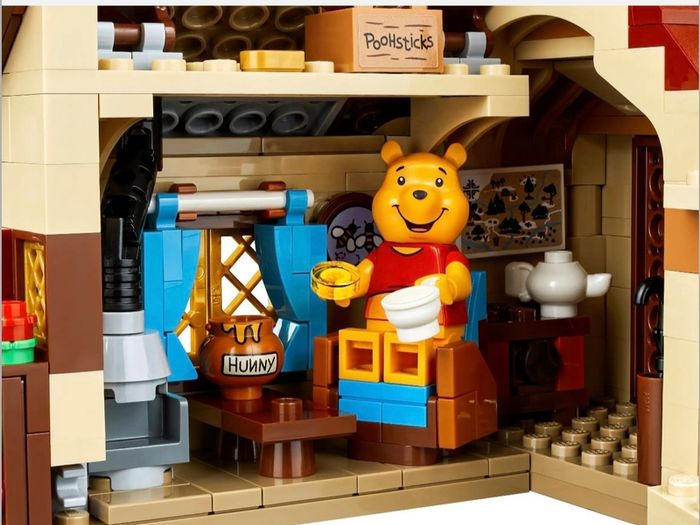 Retired Lego 21326 Winnie the Pooh