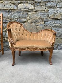 Victorian walnut Childs Conversation Sofa.
