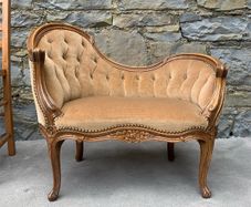 Victorian walnut Childs Conversation Sofa.