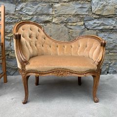 Victorian walnut Childs Conversation Sofa.