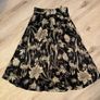 Gorgeous MS satin black with golden flowers skirt S Image 3