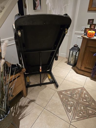 Body tone treadmill