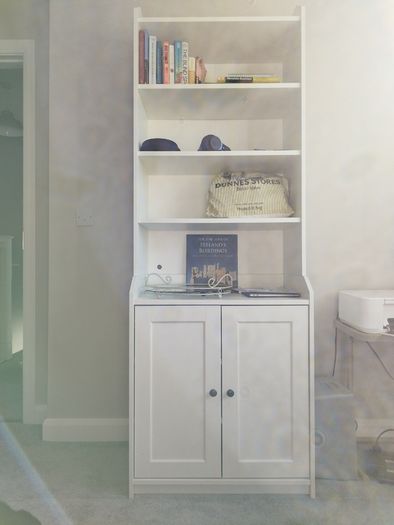Cabinet / Dresser