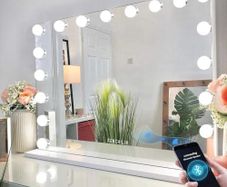 Vanity Mirror Hollywood Mirror with Lights 18 LED With USB Charging Port Bluetooth Speaker 80x58