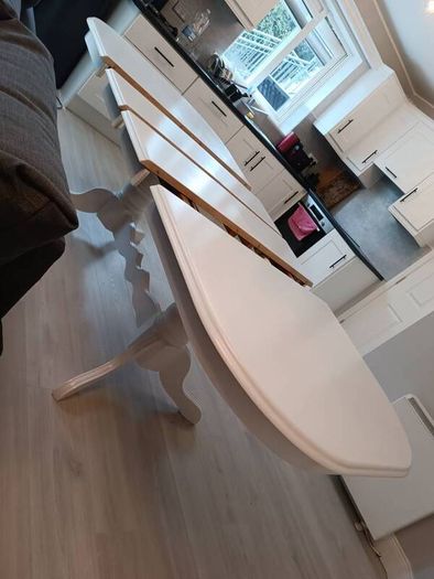 Solid wood heavy dining Table ( extendable )