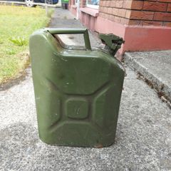10L Metal Petrol Can, Military style Green, as New