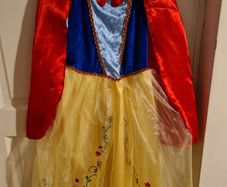 Snow White costume 7-8 years