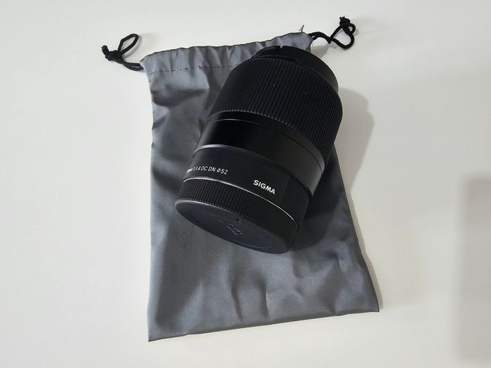 Sony A6500 and Sigma 30mm f1.4 lens kit (Euro 590)