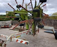 Claas Liner 770 Twin-rotor rake