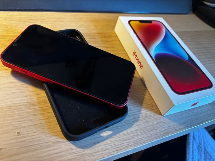 Iphone 14 Red For Parts