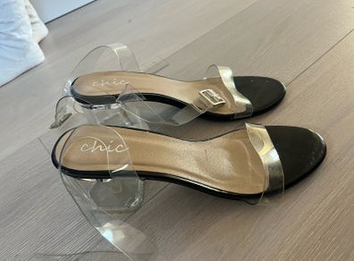 womans sandals
