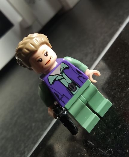 Lego PRINCESS LEIA Minifigure Lego Star Wars Lego Minifigure