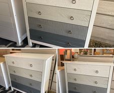 New Haven Chest of drawers