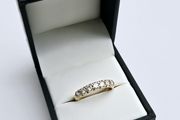 Vintage 9ct Yellow Gold 7 Stone Diamond Ring