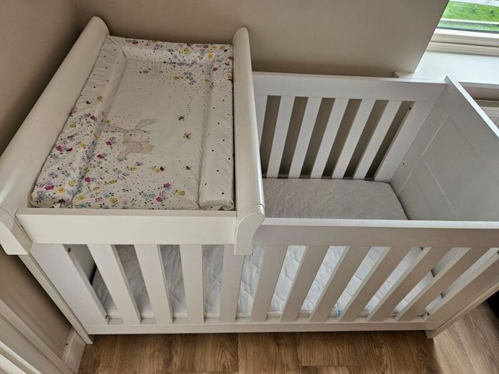 Baby Cot Bed with changing table