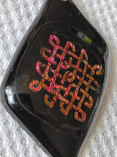 Dichoric glass pendant
