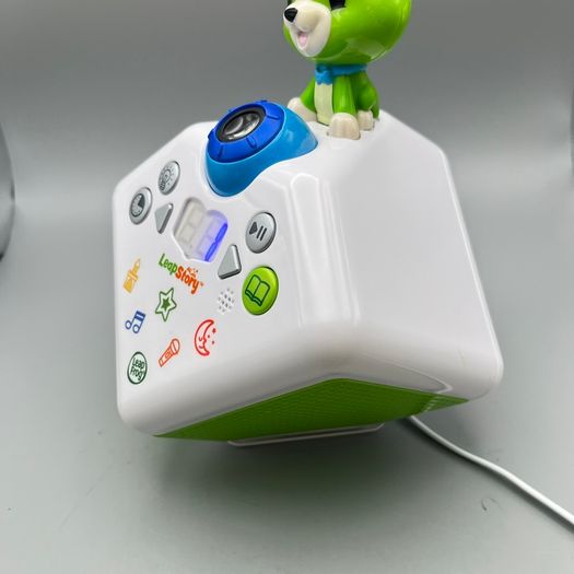 LeapFrog LeapStory Story Cube Projector Stories Songs Poems Lights & Sounds