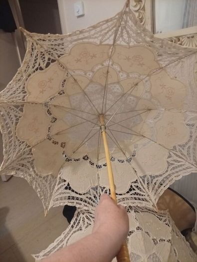 Vintage twin umbrellas