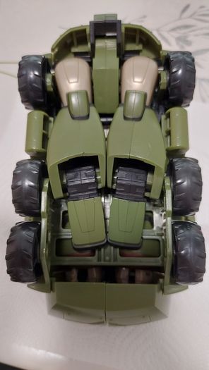Transformer / toy / bulkhead