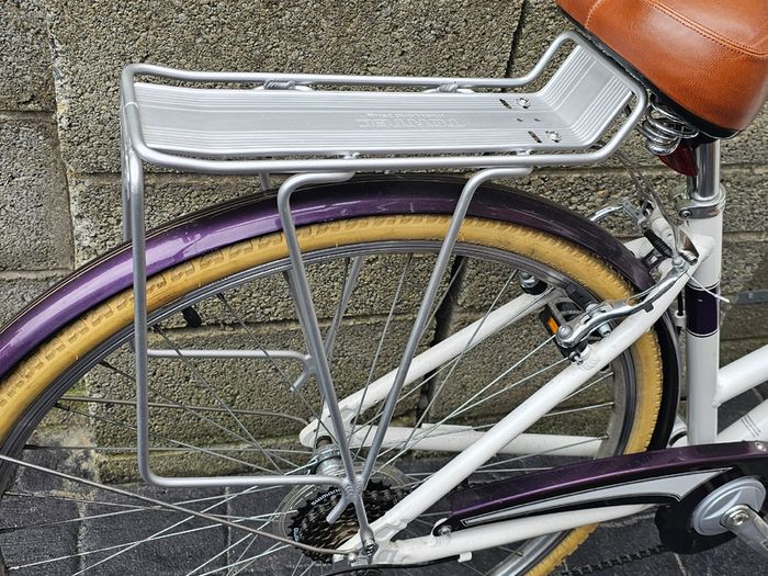 Pendleton Somerby Hybrid Bike - White & Purple, perfect condition rarely used