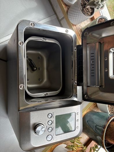 Sage Bread Maker