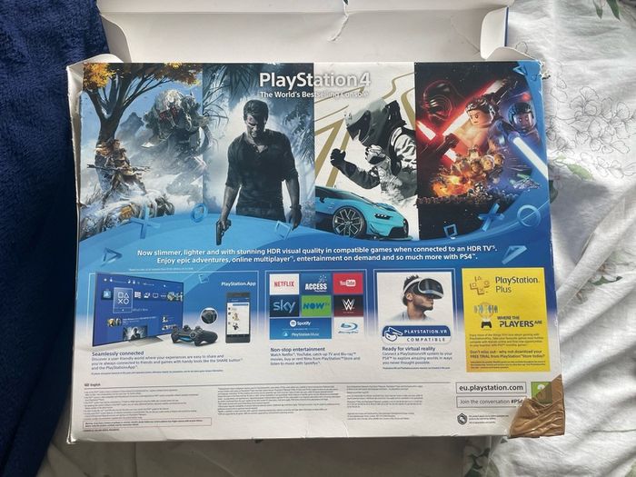 PS4 Slim 1TB Bundle (Firmware 10.71) Boxed with 2 Controllers & Dock