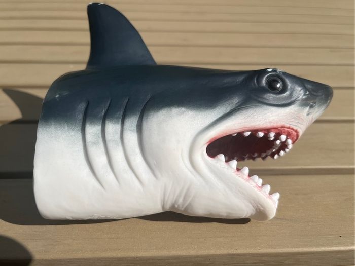 Wild Thingz Shark Hand puppet BNWOT