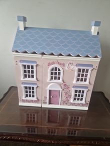 dolls house