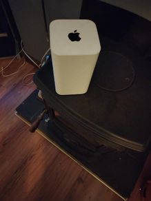 airport time capsule