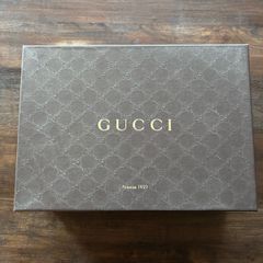 100% Authentic Gucci black velvet peep-toe pumps. Brand New Heels