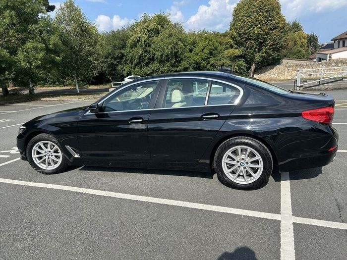 BMW 5-Series 2017 // Cream Leather // Very Low Kms