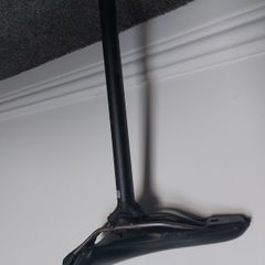 bike saddle and 27.2mm diameter seatpost