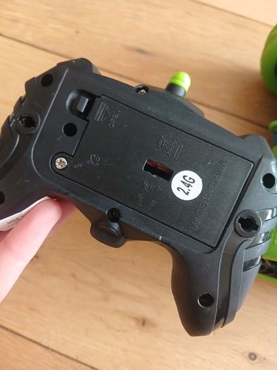 Remote control car
