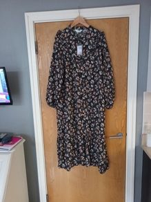 Primark  Dress. Size 18.  B.N.W.T.