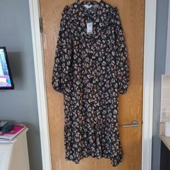 Primark  Dress. Size 18.  B.N.W.T.