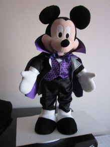 Disney Mickey Mouse Vampire 24" Halloween Porch Greeter