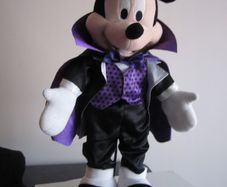 Disney Mickey Mouse Vampire 24" Halloween Porch Greeter