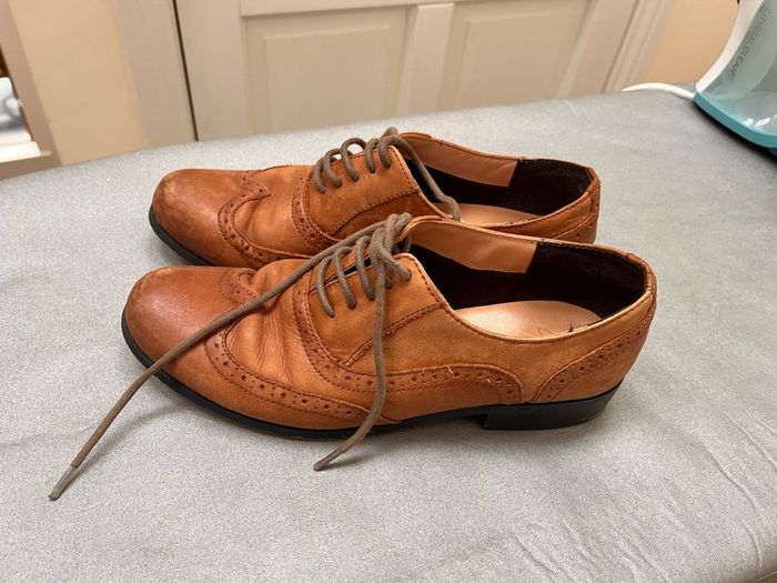 clarks brogues