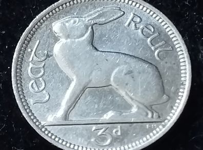 #884 - Ireland - 1940 - 3 Pence - KM.12