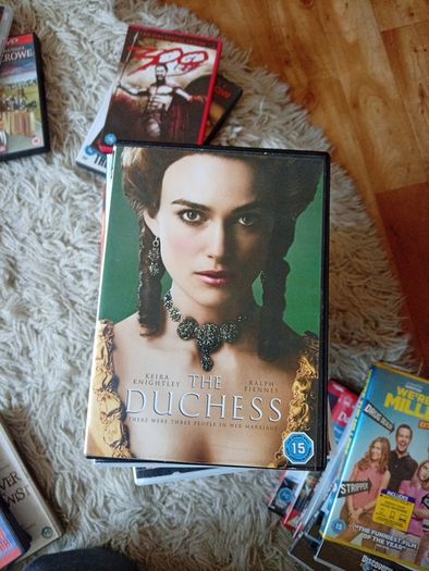 Thriller, Comedy, Horror, Drama, Romance, Musical films, movies on dvd