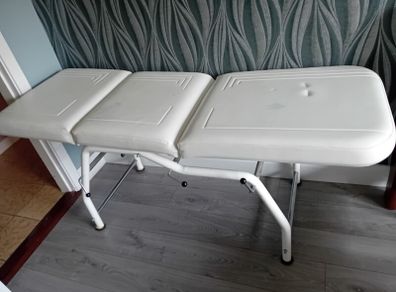 massage Table