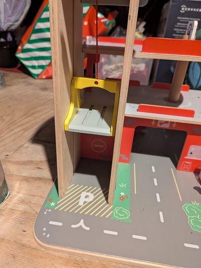 Carpark wooden garage aet